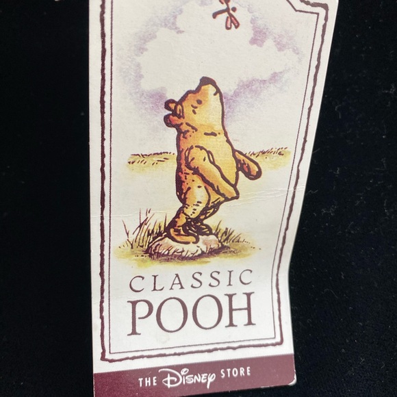 Vintage 1990’s Classic Pooh Beanbag Plush with tags - Picture 6 of 6